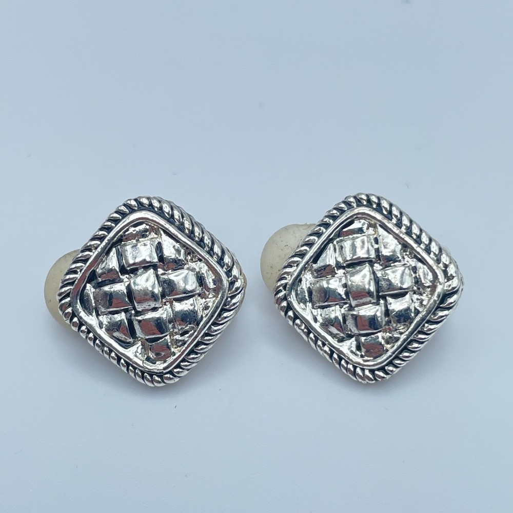 Vintage 90s Silver Tone Square Textured Basketweave Earrings Women's Jewelry 90s
